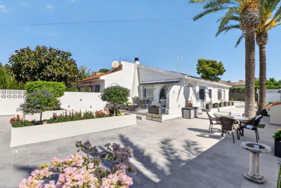 Villa - Resale - Torrevieja - torrevieja