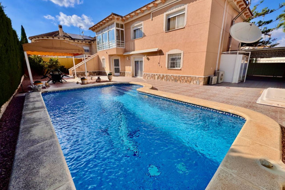 Villa - Reventa - Benferri - Benferri