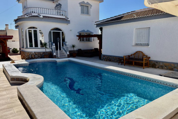 Villa - Reventa - Ciudad Quesada - Ciudad Quesada