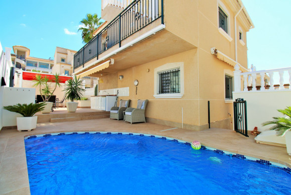 Villa - Reventa - Villamartin - Villamartin