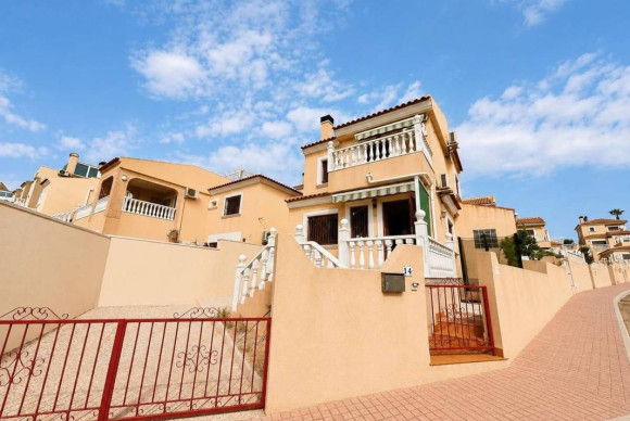 Villa - Revente - Orihuela - Orihuela