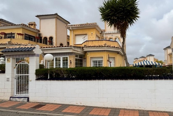 Vrijstaande  Villa - Herverkoop - Algorfa - JJPSQ-91466