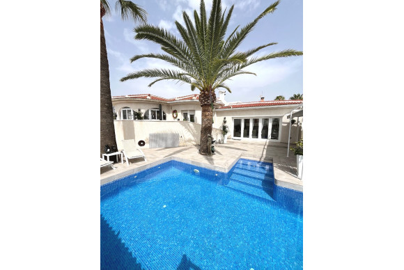 Vrijstaande Villa - Herverkoop - Ciudad Quesada - Central Quesada