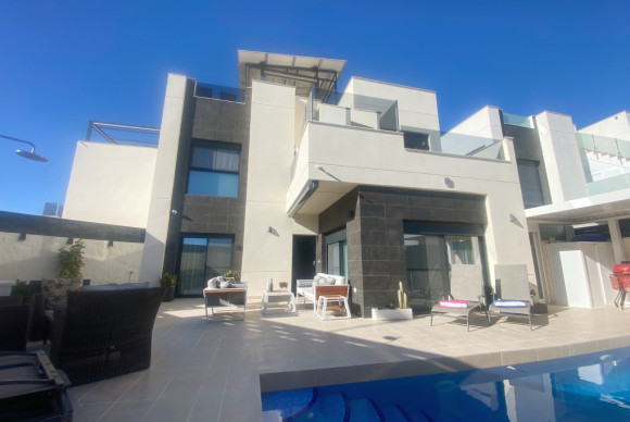 Vrijstaande Villa - Herverkoop - Ciudad Quesada - Pueblo Bravo