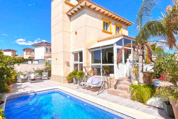 Vrijstaande Villa - Herverkoop - Orihuela Costa - La Zenia