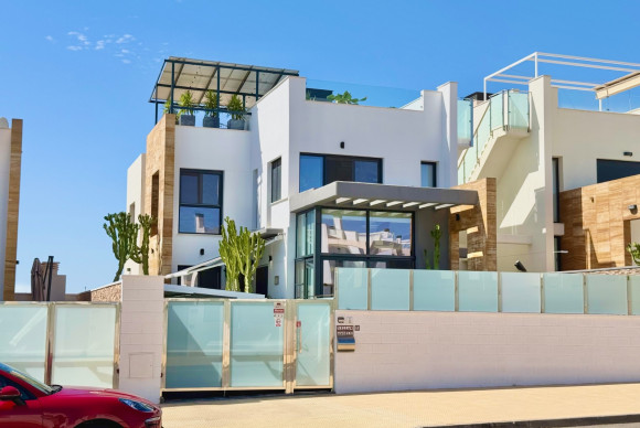 Vrijstaande Villa - Herverkoop - Orihuela Costa - Lomas de Cabo Roig