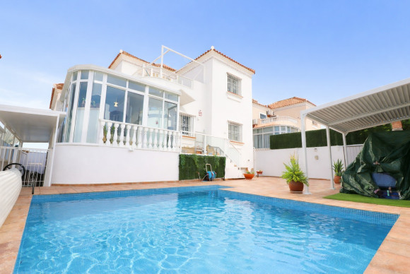 Vrijstaande Villa - Herverkoop - Orihuela Costa - Villamartin