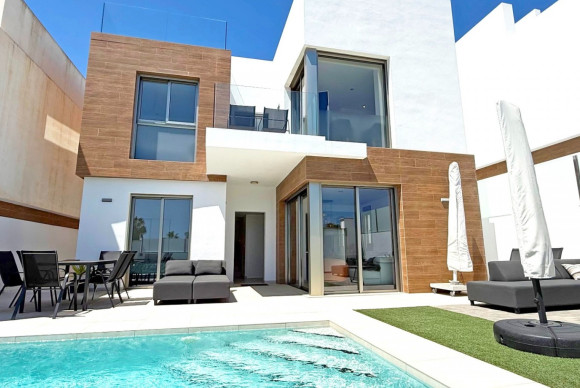 Vrijstaande Villa - Herverkoop - Orihuela Costa - Villamartin