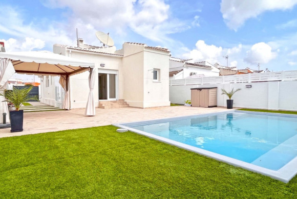 Vrijstaande Villa - Herverkoop - Torrevieja - San Luis