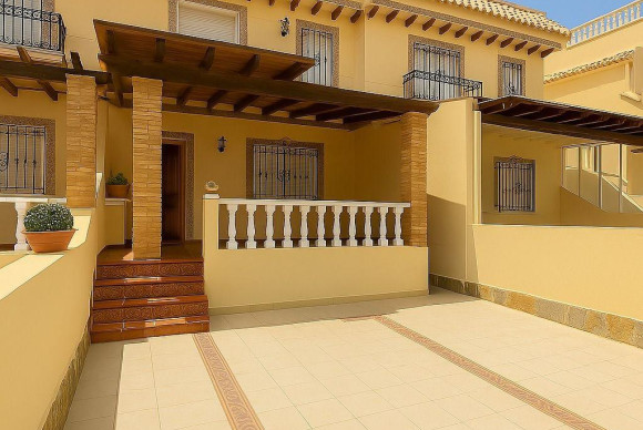 Woning - Herverkoop - Orihuela Costa - Los Almendros-La Florida