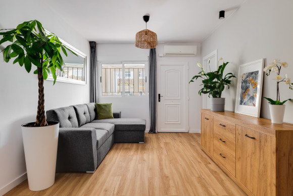 Woning - Herverkoop - Orihuela Costa - Punta Prima