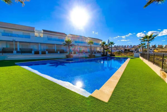Woning - Herverkoop - Torrevieja - B10741