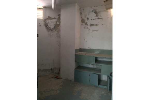 Herverkoop - Storeroom - Torrevieja - Estacion de autobuses