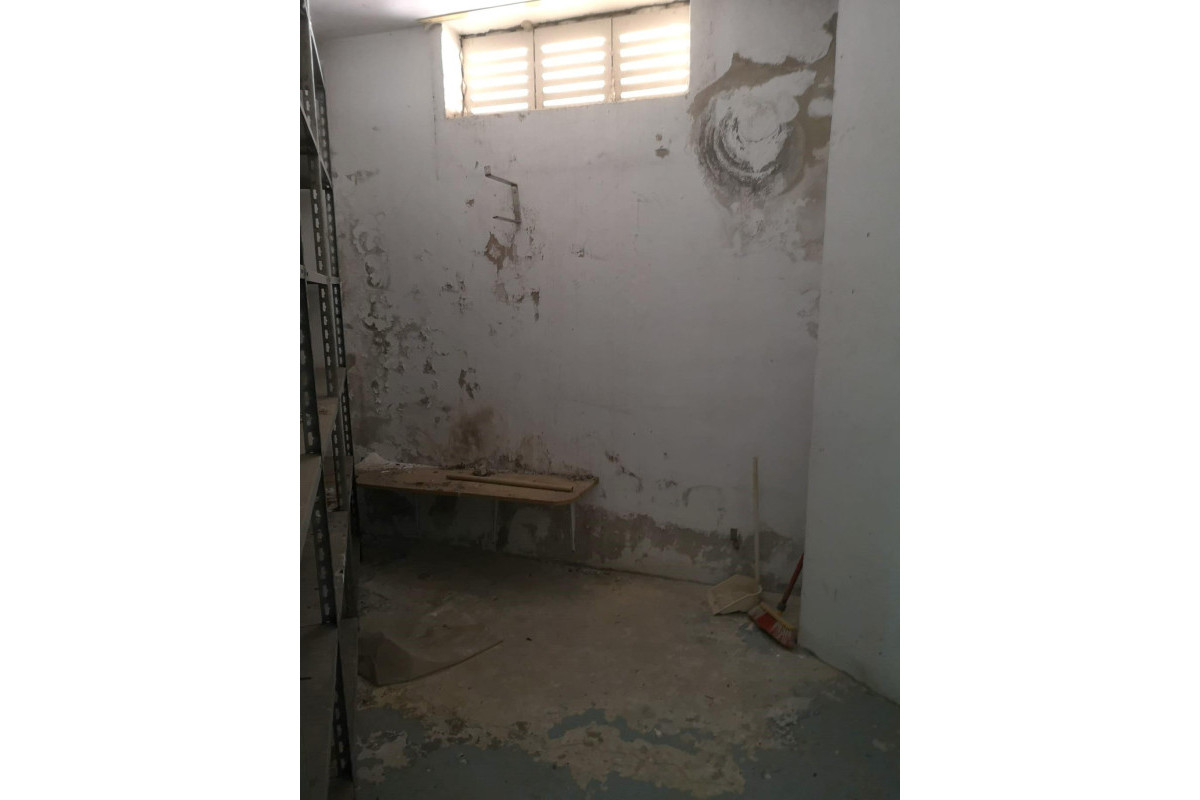 Herverkoop - Storeroom - Torrevieja - Estacion de autobuses