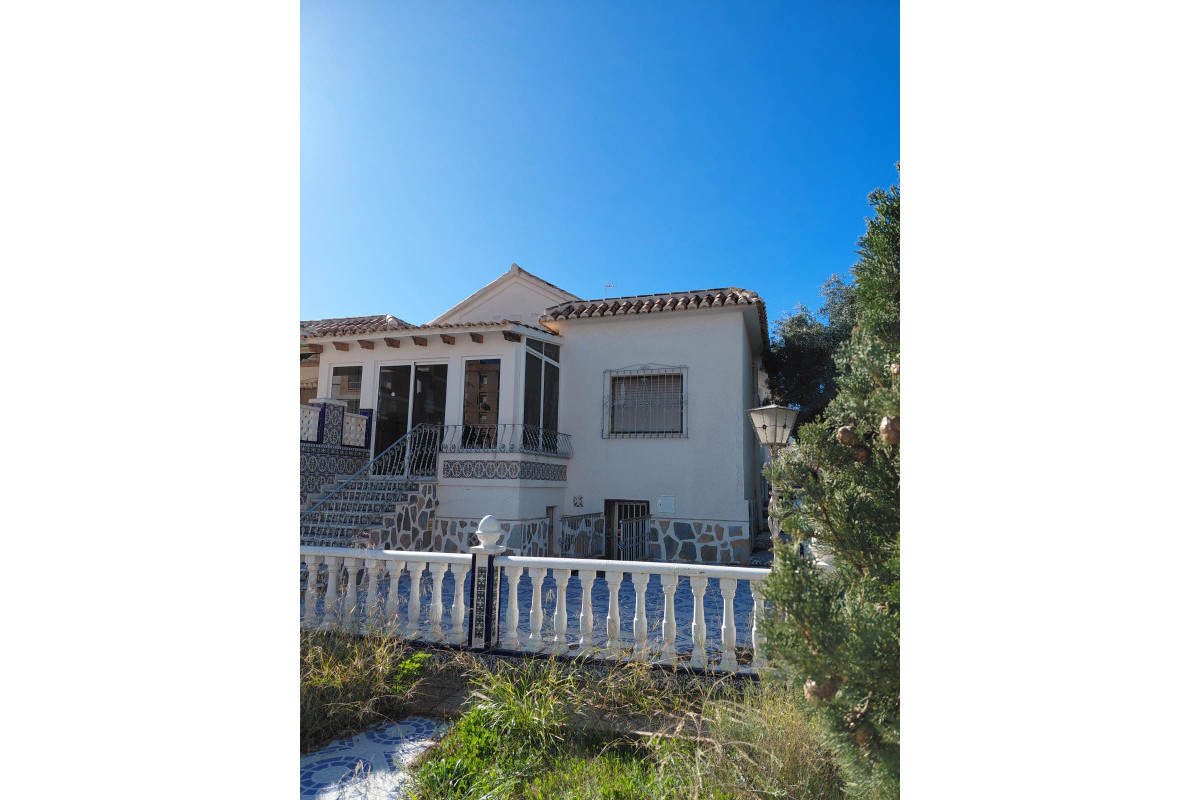 Reventa - House - Orihuela Costa