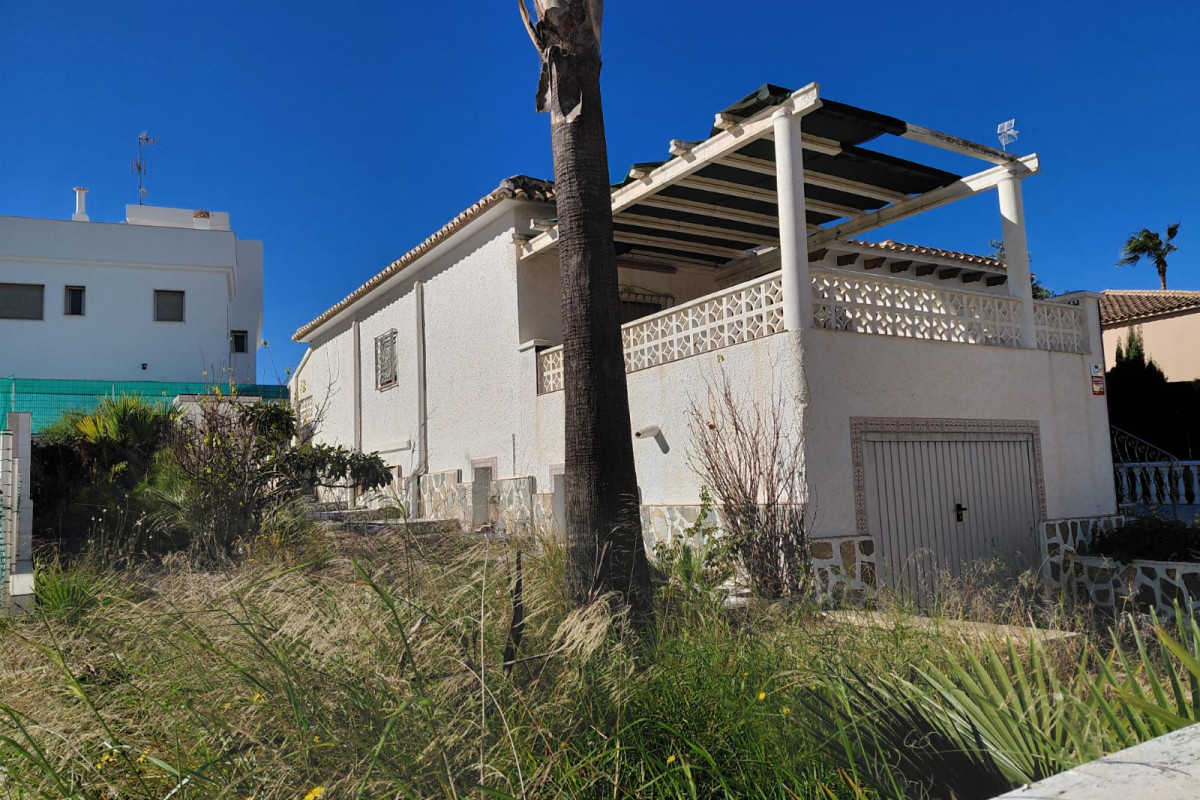 Reventa - House - Orihuela Costa