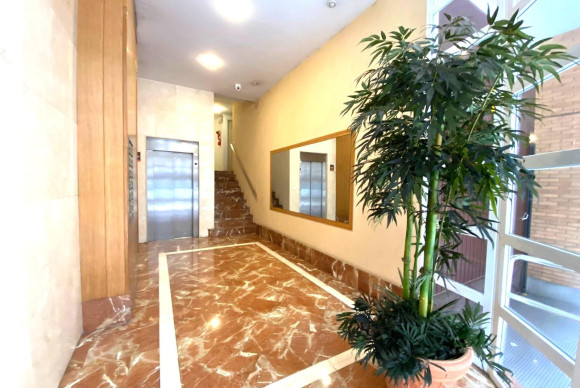 Reventa - Apartamento / piso - Alicante