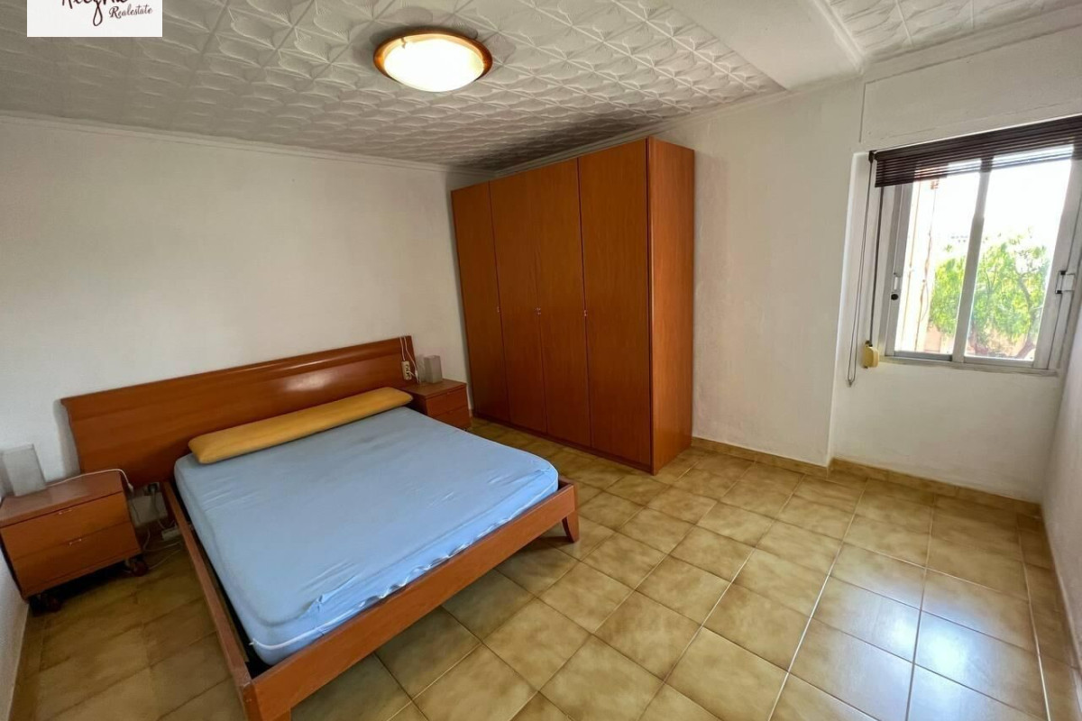 Alquiler a largo plazo - Apartamento / piso - Valencia - La Llum