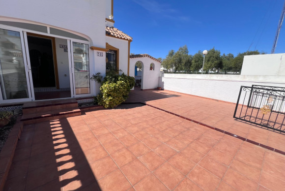 Revente - House - Entre Naranjo - Vistabella Golf