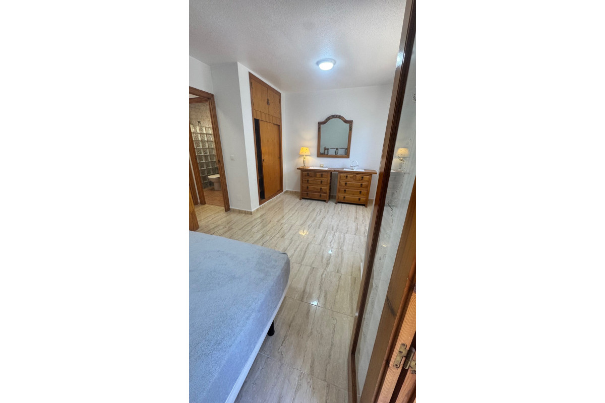 Revente - House - Orihuela Costa