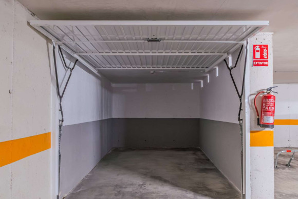 Herverkoop - Garage - Torrevieja - Parque de Las Naciones