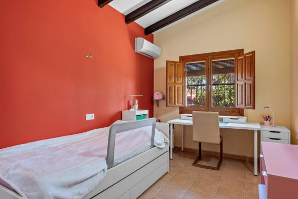 Herverkoop - Landelijke Woning-Finca - Rafal