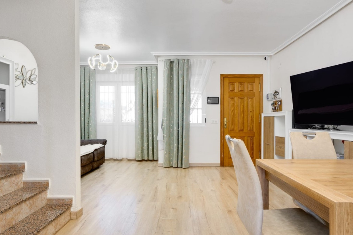 Resale - Townhouse - Torrevieja