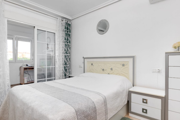 Resale - Townhouse - Torrevieja