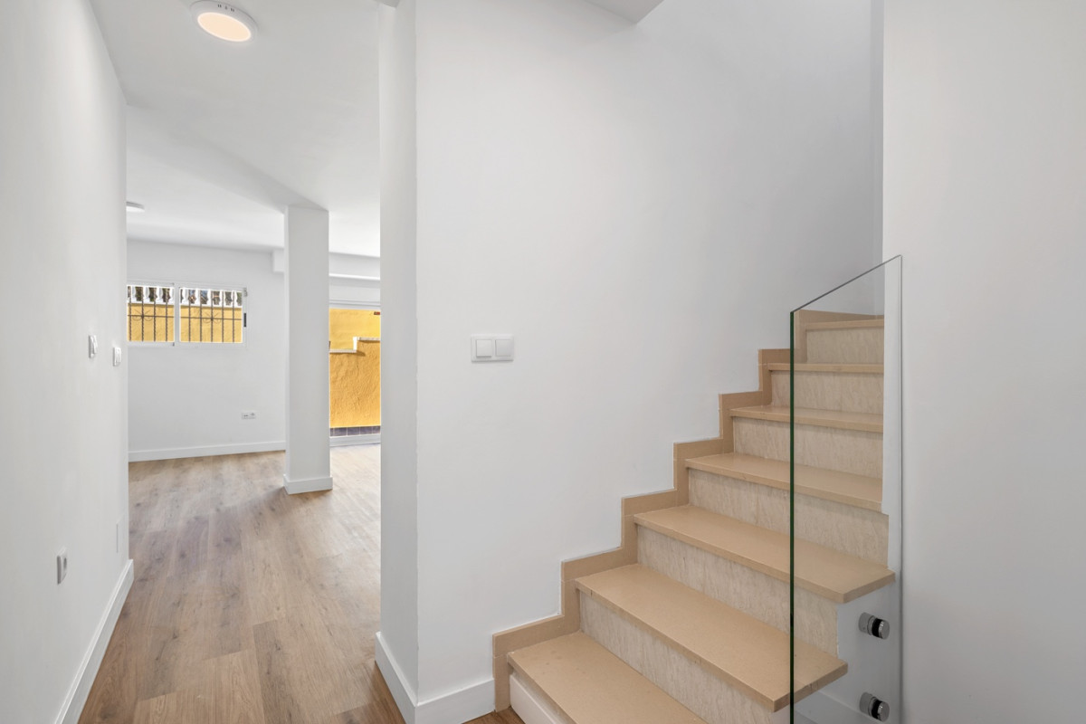 Herverkoop - Half Vrijstaande Woning - Benimar - Benimar II