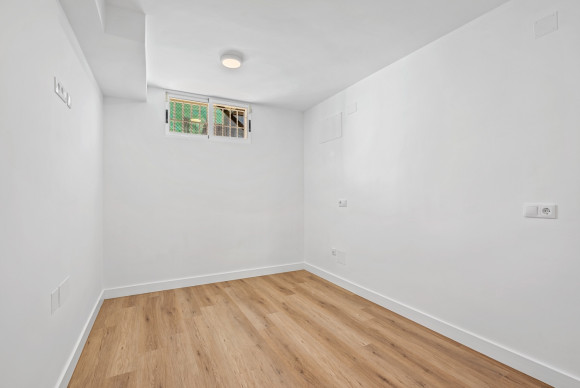 Herverkoop - Half Vrijstaande Woning - Benimar - Benimar II