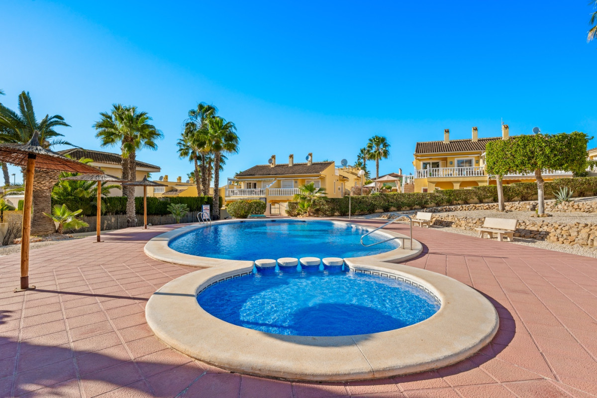 Herverkoop - Half Vrijstaande Woning - Benimar - Benimar II