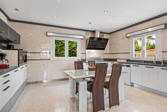 Herverkoop - Vrijstaande Villa - Ciudad Quesada - Doña Pepa