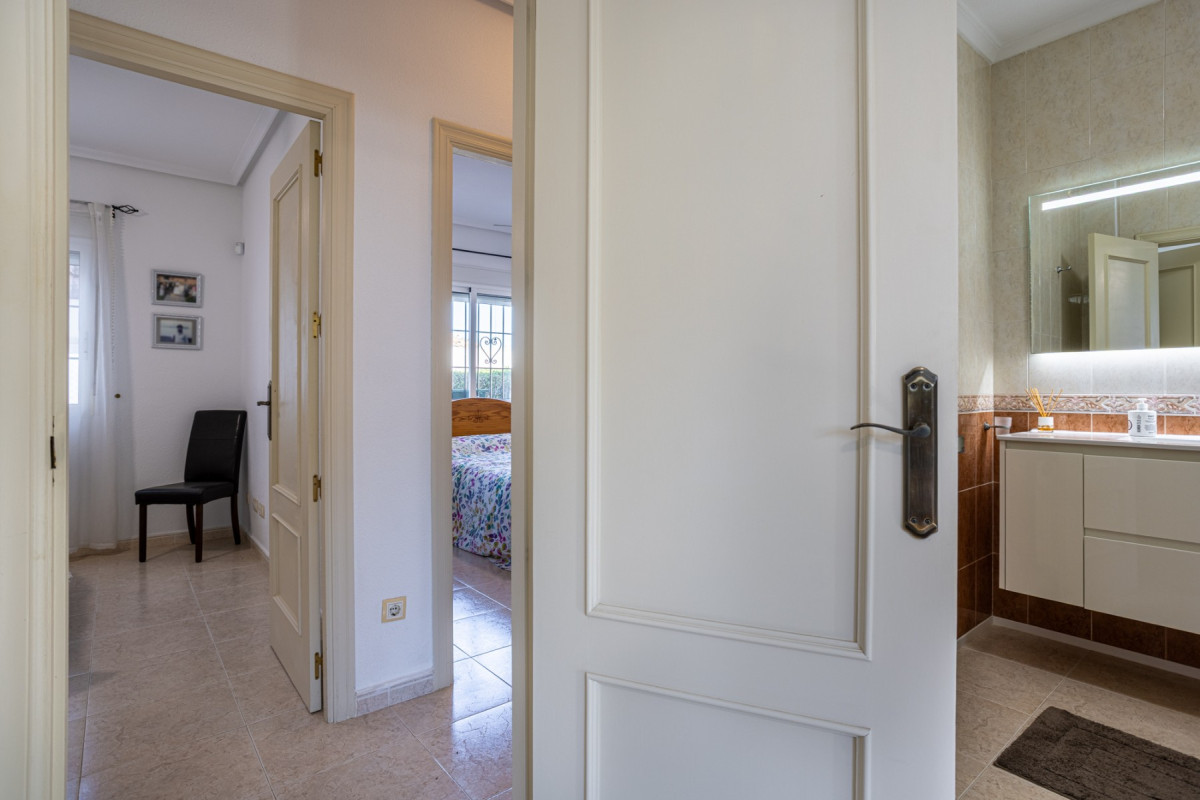 Herverkoop - Vrijstaande Villa - Bigastro - Villas Andrea