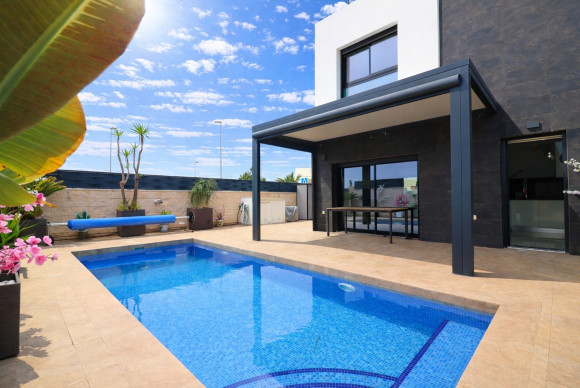 Herverkoop - Vrijstaande Villa - Benijofar - Benijofar - Village