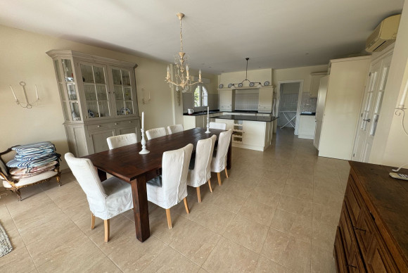 Reventa - House - Orihuela Costa