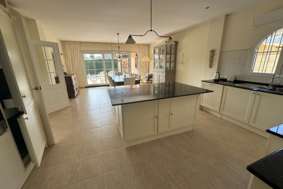 Reventa - House - Orihuela Costa