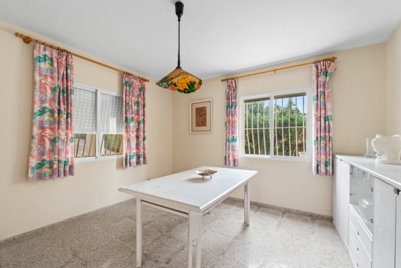 Resale - Country House - CAMPELLO