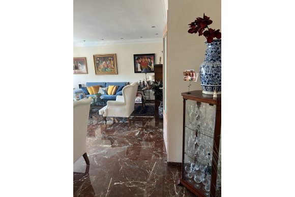 Resale - Apartment  - Benidorm - Avenida del Mediterraneo