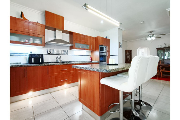 Herverkoop - Vrijstaande Villa - Gea Y Truyols - Urb Lo Santiago