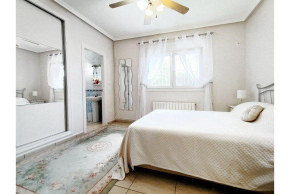 Herverkoop - Vrijstaande Villa - Gea Y Truyols - Urb Lo Santiago