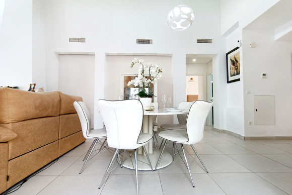 Herverkoop - Vrijstaande Villa - El Valle Golf Resort - El Valle Golf Resort - Centre