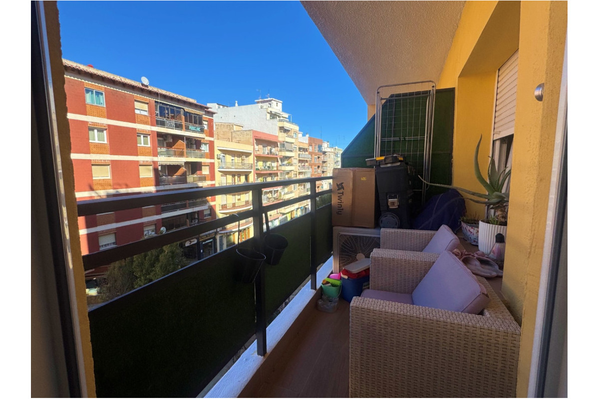 Herverkoop - Apartment / flat - Denia - Center