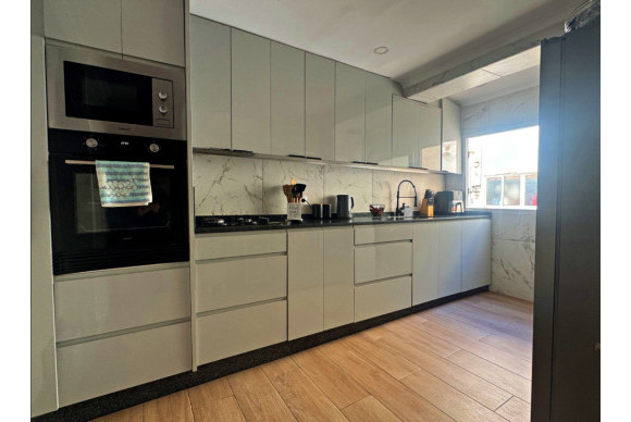 Herverkoop - Apartment / flat - Denia - Center