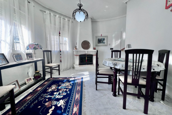 Herverkoop - Villa - Orihuela Costa - La Zenia