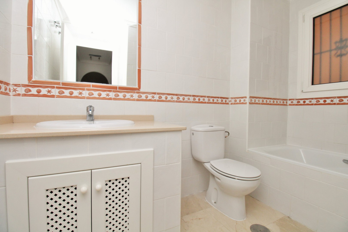 Resale - Apartment  - Playa Flamenca