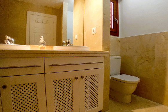 Herverkoop - Vrijstaande Villa - El Valle Golf Resort - El Valle Golf Resort - Centre