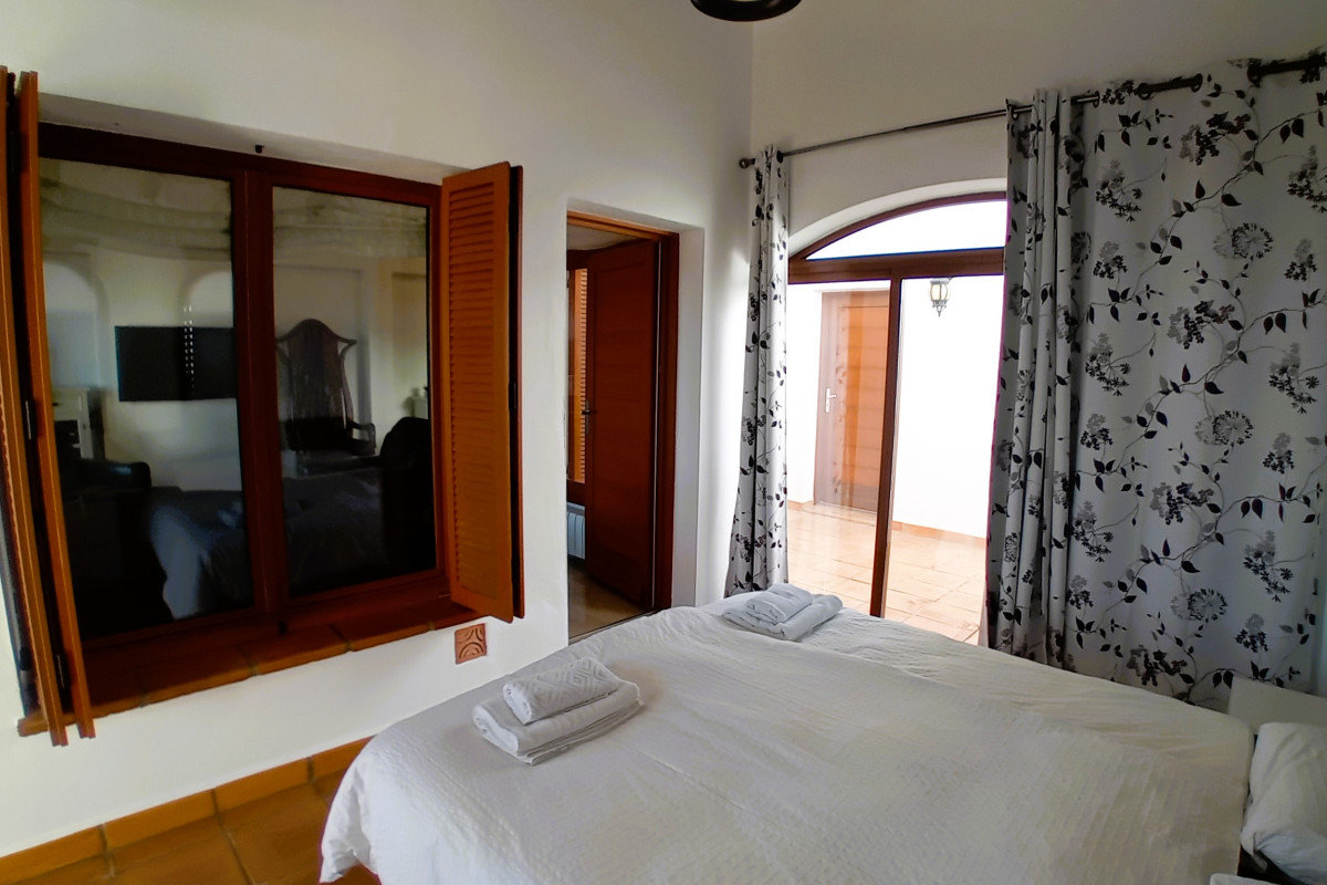 Herverkoop - Vrijstaande Villa - El Valle Golf Resort - El Valle Golf Resort - Centre