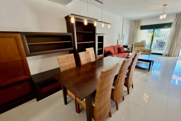 Reventa - Villa - Ciudad Quesada - Dona Pepa