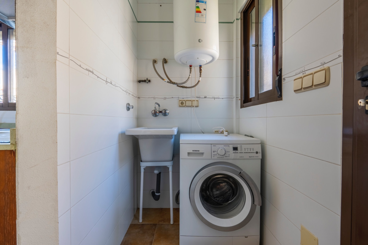 Resale - Villa - Villamartin