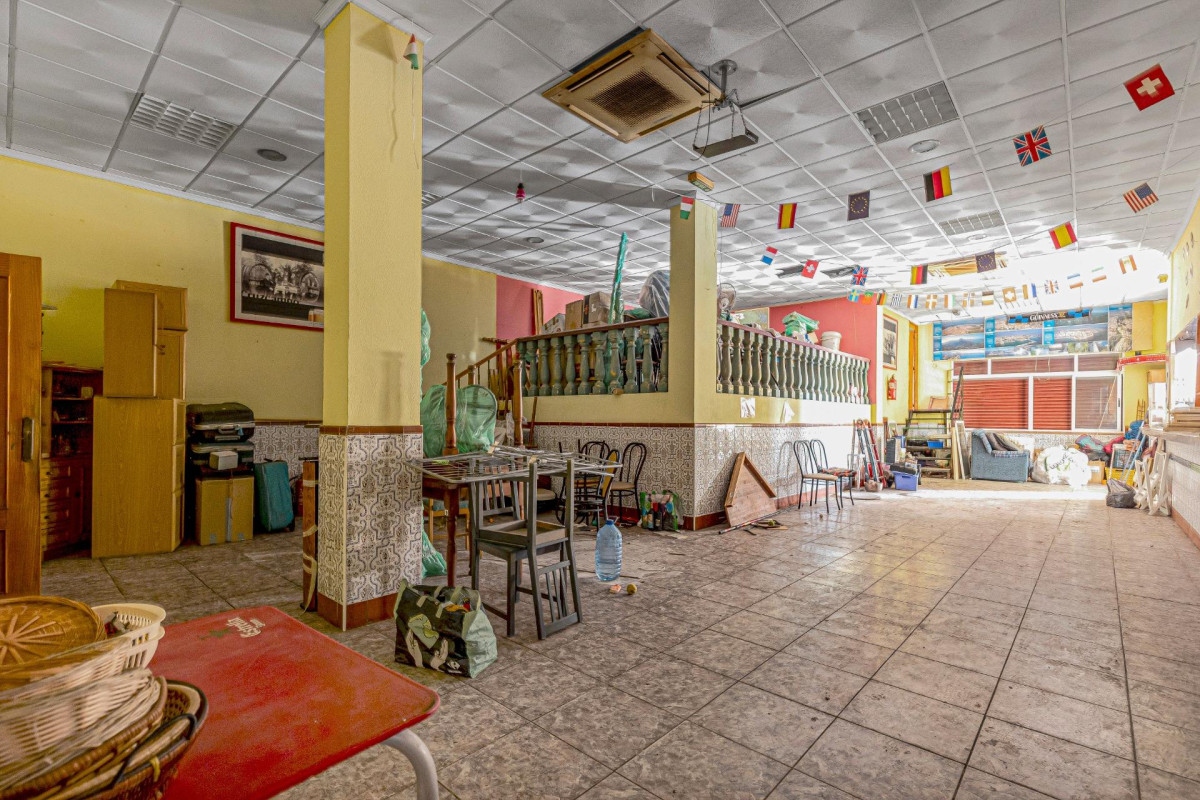 Herverkoop - Winkelruimte te koop - Torrevieja - Playa del cura